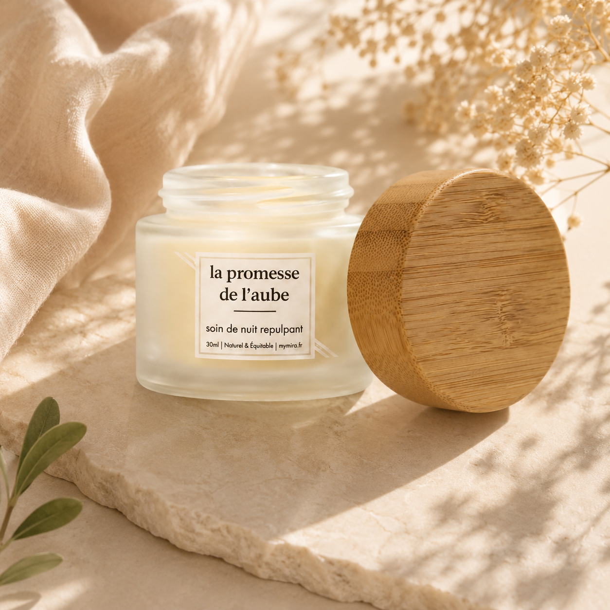 Baume de nuit repulpant à l'huile de coco, baobab et huile essentielle de pamplemousse - Visage - Réparateur, régénérant, fini non gras